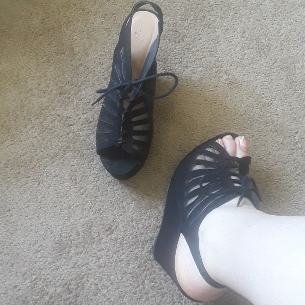 Black Lace-Up Wedges - Picture 3 of 4